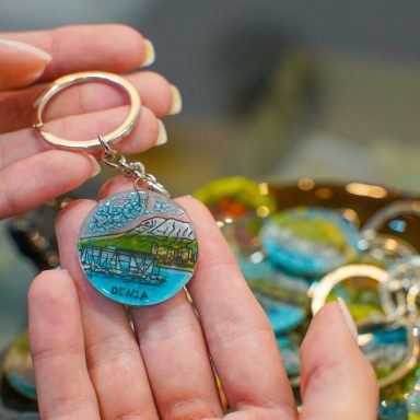 Imanes y Llaveros en cristal